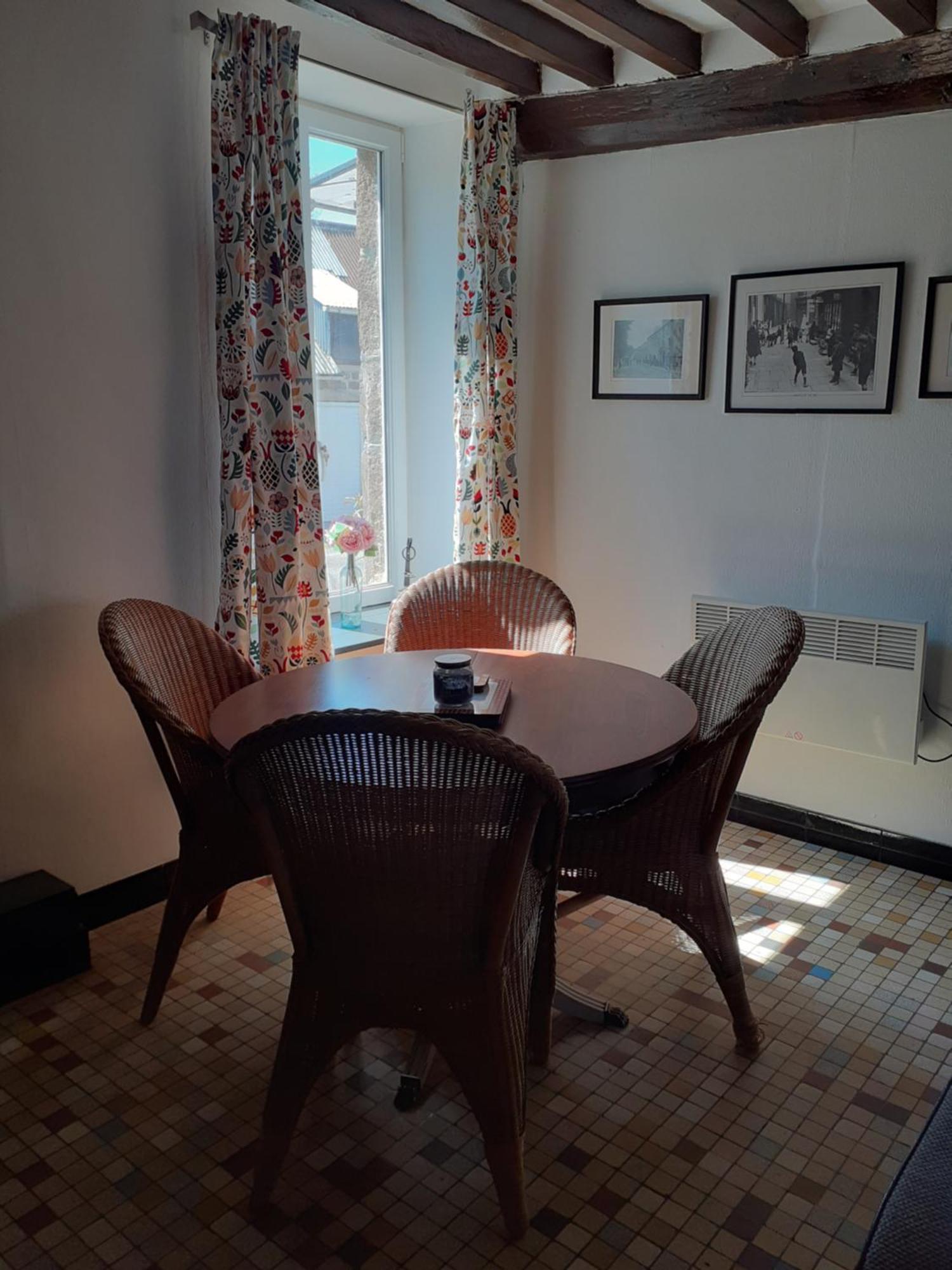 Wildberry Cottage Orgeres-la-Roche Экстерьер фото