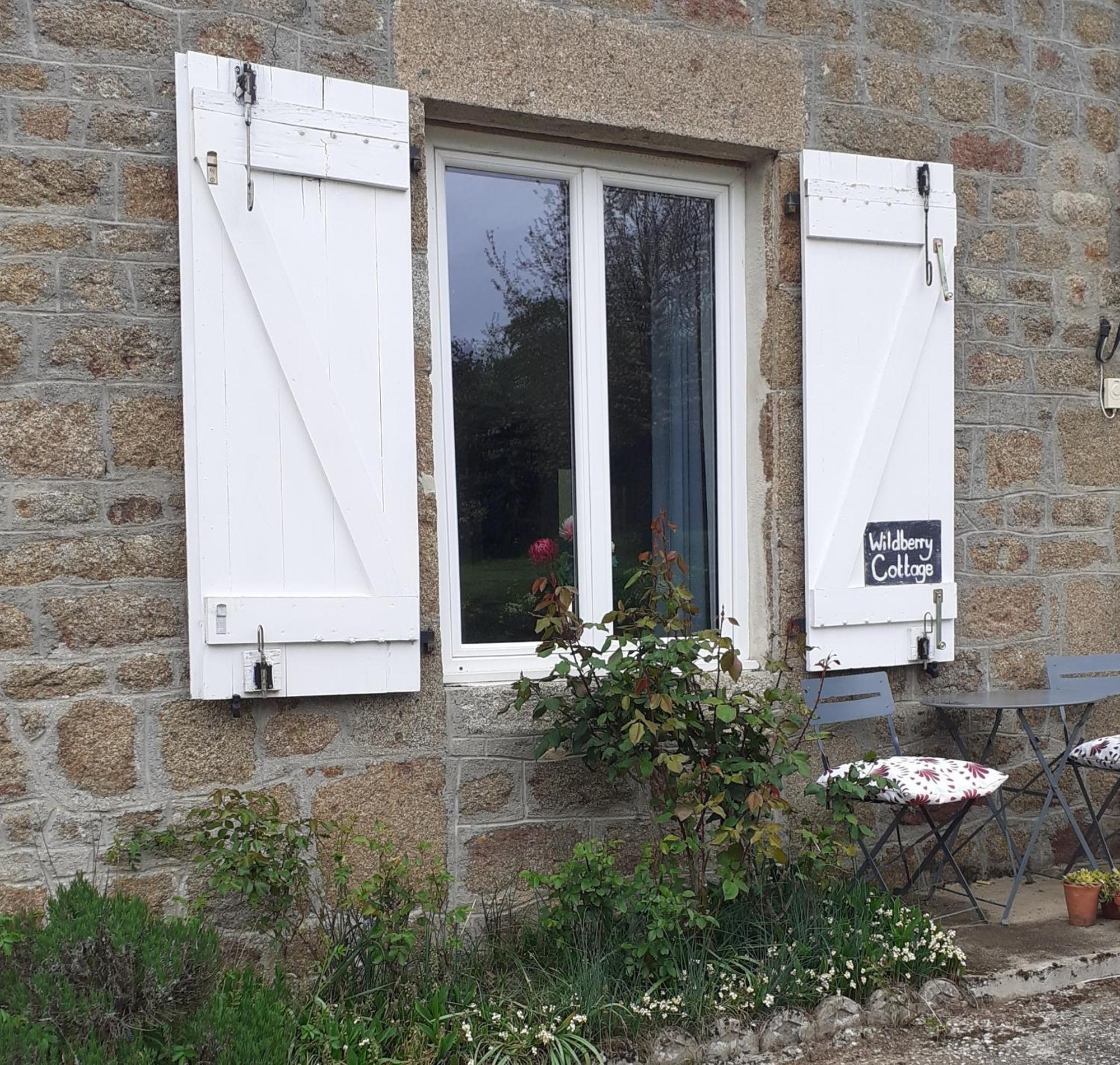 Wildberry Cottage Orgeres-la-Roche Экстерьер фото